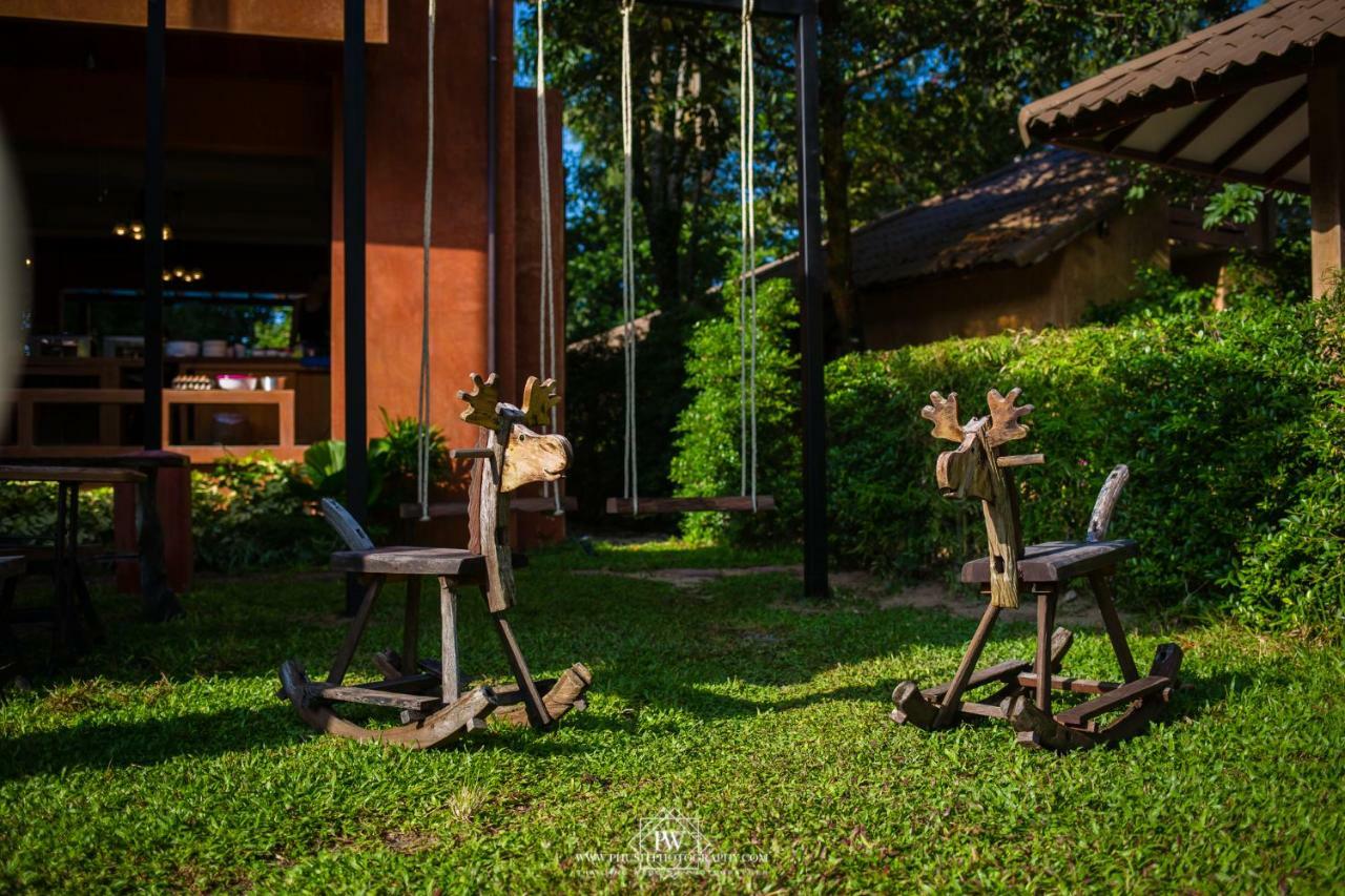 Flora I Talay Hotel Koh Chang Bagian luar foto