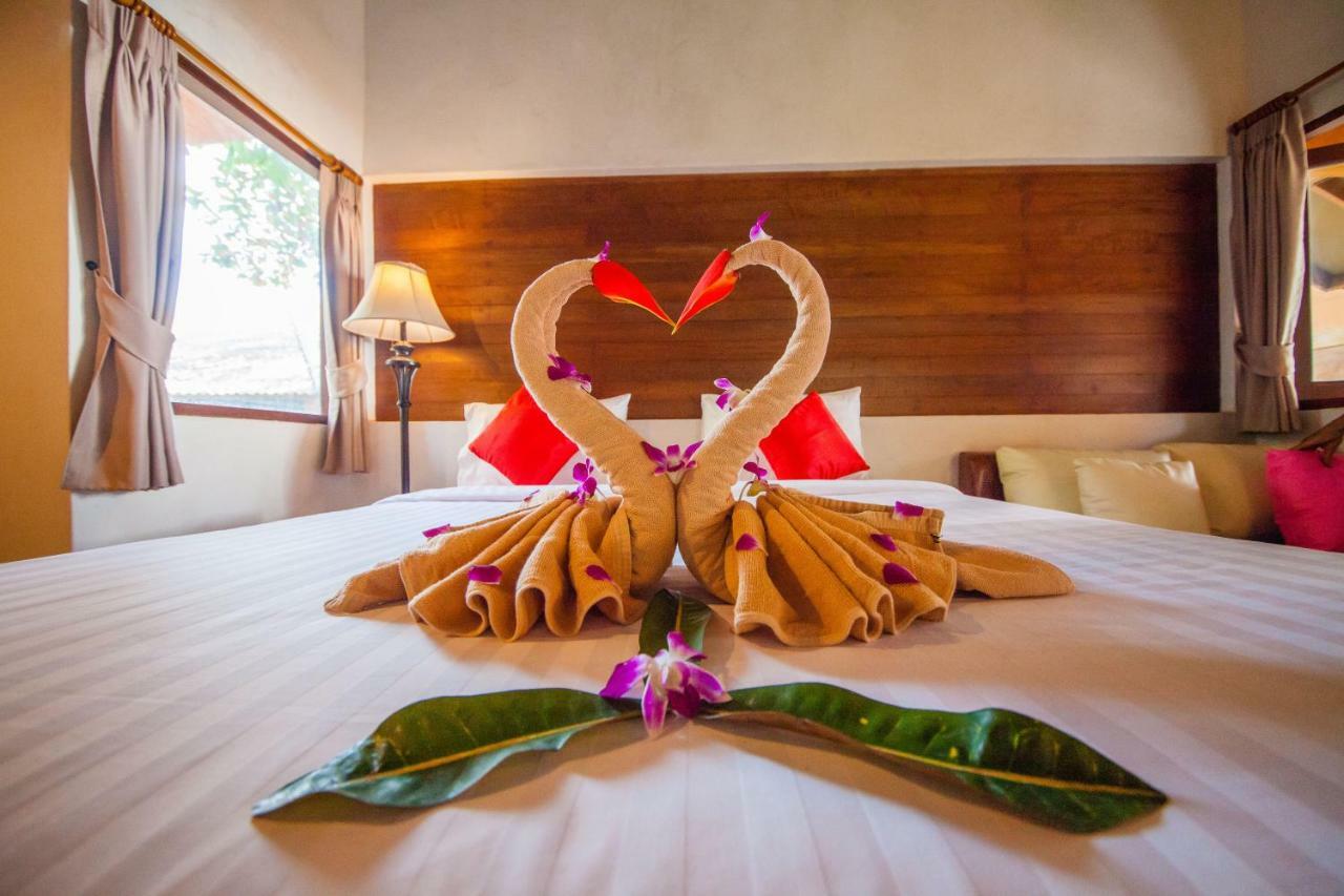 Flora I Talay Hotel Koh Chang Bagian luar foto